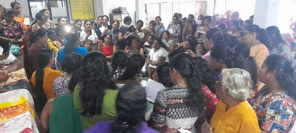 A batik and incense production training program for Homagama women (2024-01-26)
